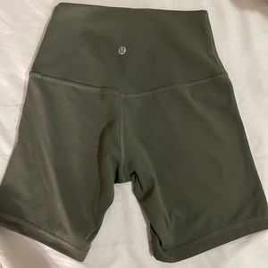 Lululemon 6” Align Shorts